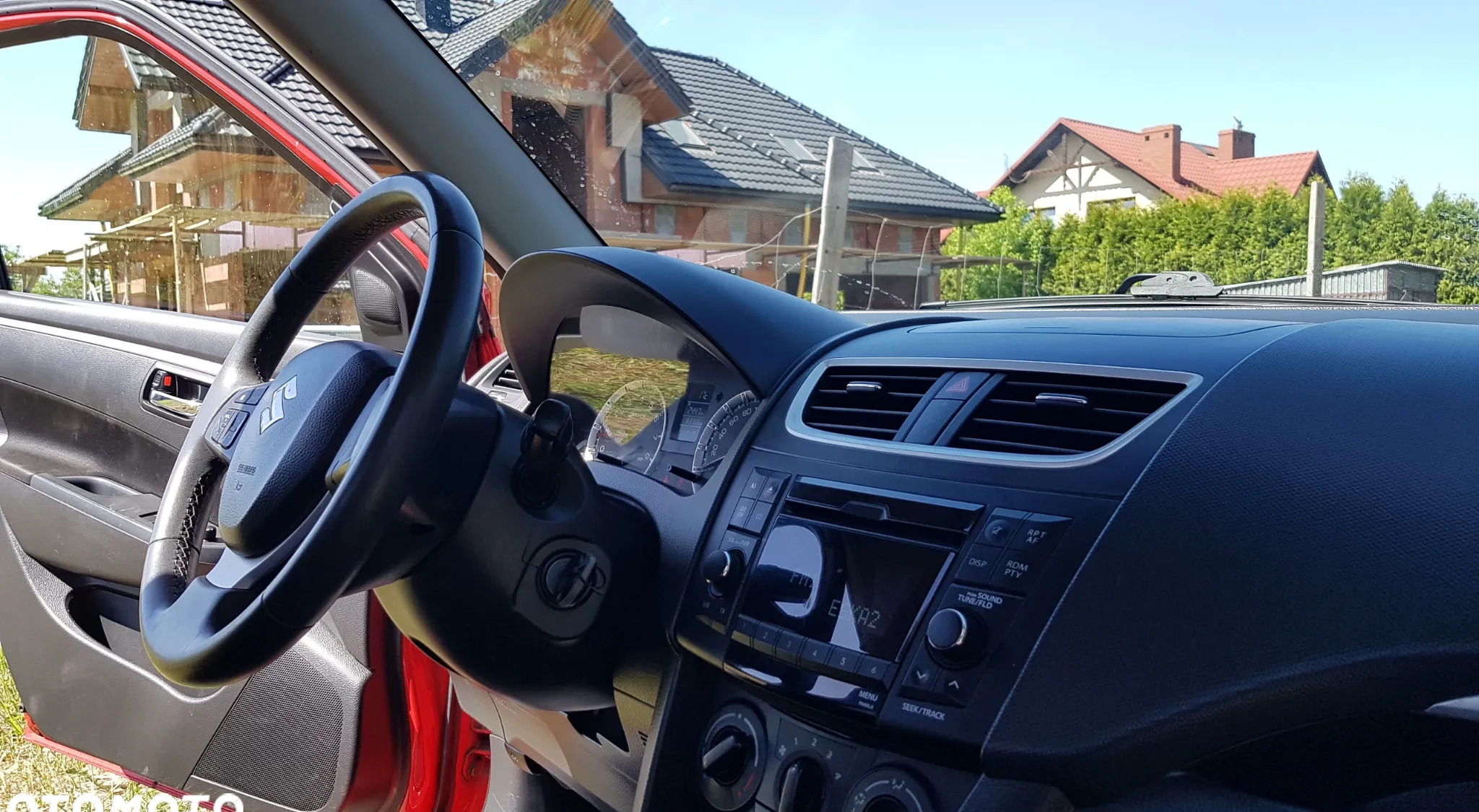 Suzuki Swift cena 25400 przebieg: 83000, rok produkcji 2011 z Proszowice małe 704